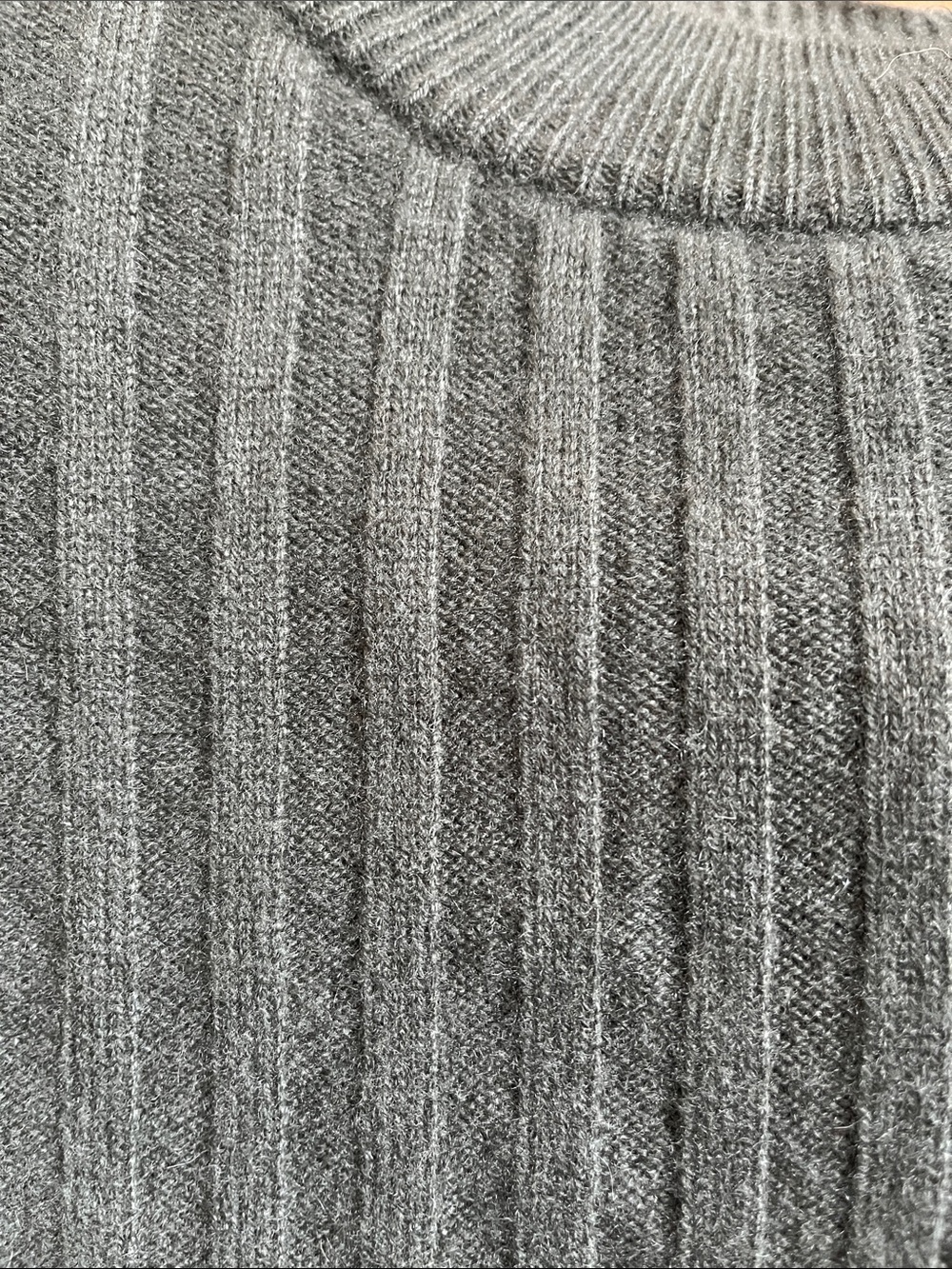 Quince wide Ribbed mock neck Sweater in Moss Green - Large - Picture 4 of 5